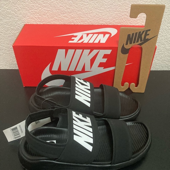 Nike Shoes - NEW WOMENS NIKE TANJUN SANDALS SZ 6 7 8 CUTE BLACK STYLE 882694001 AUTHENTIC